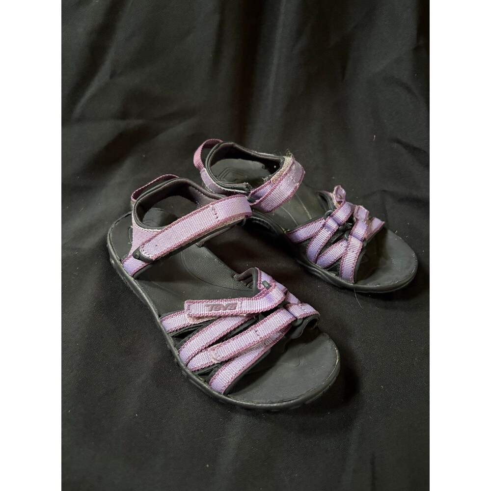 Teva girls size 12 Purple Strappy Sandals